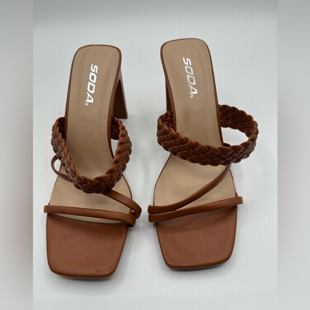 Soda - Women's Braided Heeled Square Toe Block Heel Sandals
